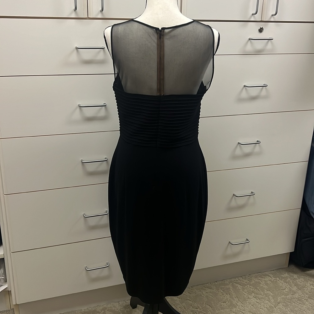 SWEETHEART JERSEY SHEATH WITH ILLUSION NECKLINE - Picture 6 of 7
